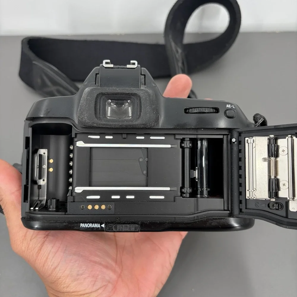 [NIKON]‎ N70 AF 35mm Film SLR Camera Body Only Tested W/ 2X New Films